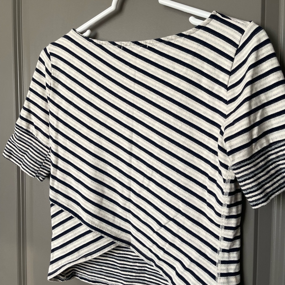 Title Nine Navy and White Striped Short Sleeve Tee small - Picture 3 of 4